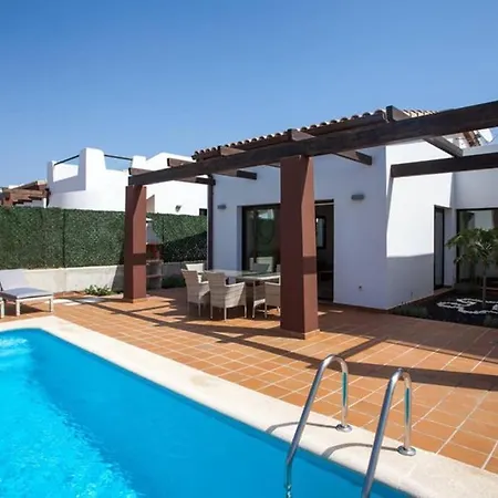 Villa Vip Golf 25 *